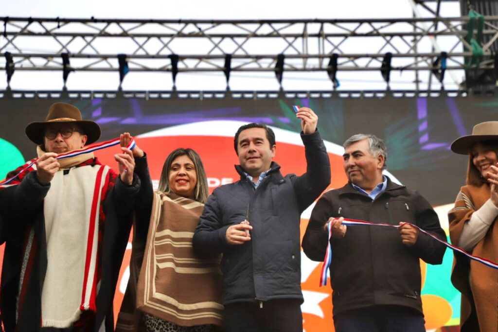 Cerca de 20.000 personas disfrutaron la XVIII Fiesta Gastronómica del Digüeñe en Cunco