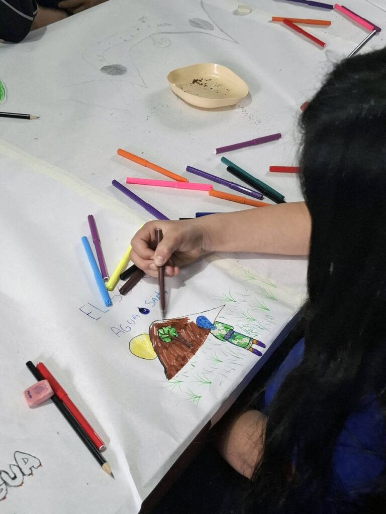 Mural participativo en Escuela de Relun visibilizará la importancia del llamado Cerro de Agua Santa